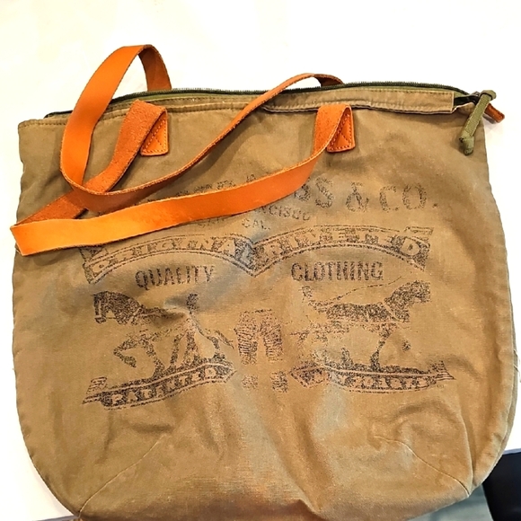 Green Levi's Canvas Tote Bag with Leather Straps - Picture 2 of 7
